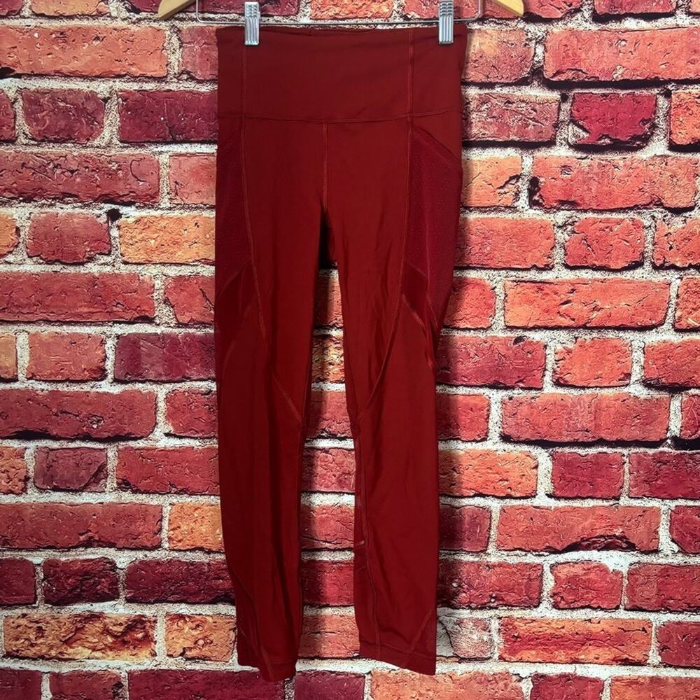 Lululemon size 4
